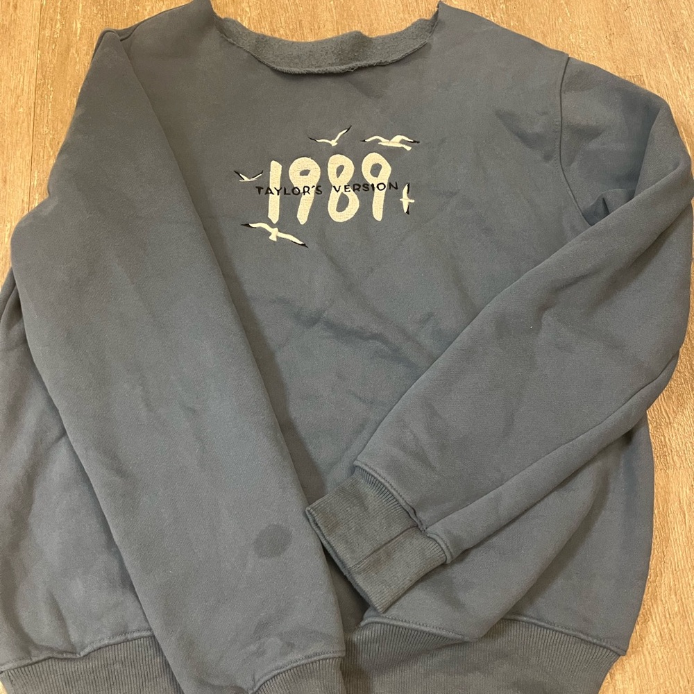 Women’s Blue/Grey 1989 Taylor Swift off the shoulder Sweatshirt